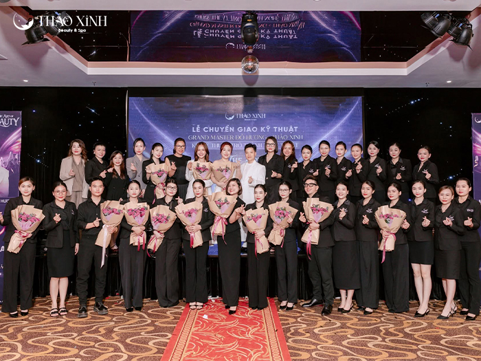 Thảo Xinh Group – Sắc Lấp Lánh