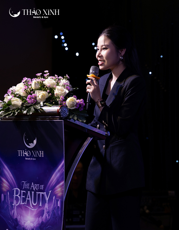 chuyen-giao-ky thuat-Nature-Brows-giua-Grand Master-Đo-Huong-va-Thao-Xinh-1
