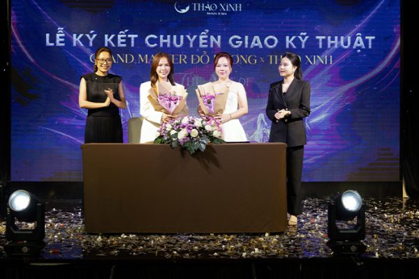 Lễ chuyển giao kỹ thuật Nature Brows giữa Grand Master Đỗ Hương và Thảo Xinh