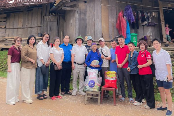 Thẩm mỹ Thảo Xinh - Chia sẻ từ tâm, trao gửi yêu thương