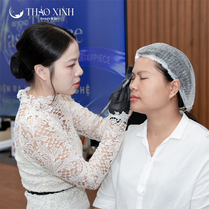 ra-mat-ky-thuat-Nature-Brow-tai-Thao-Xinh-Buon-Ma-Thuot